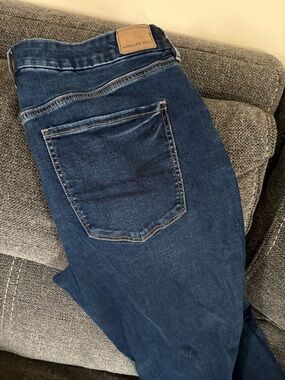 American Eagle Outfitters Dark Blue Skinny Jeans